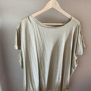 T SHIRTS